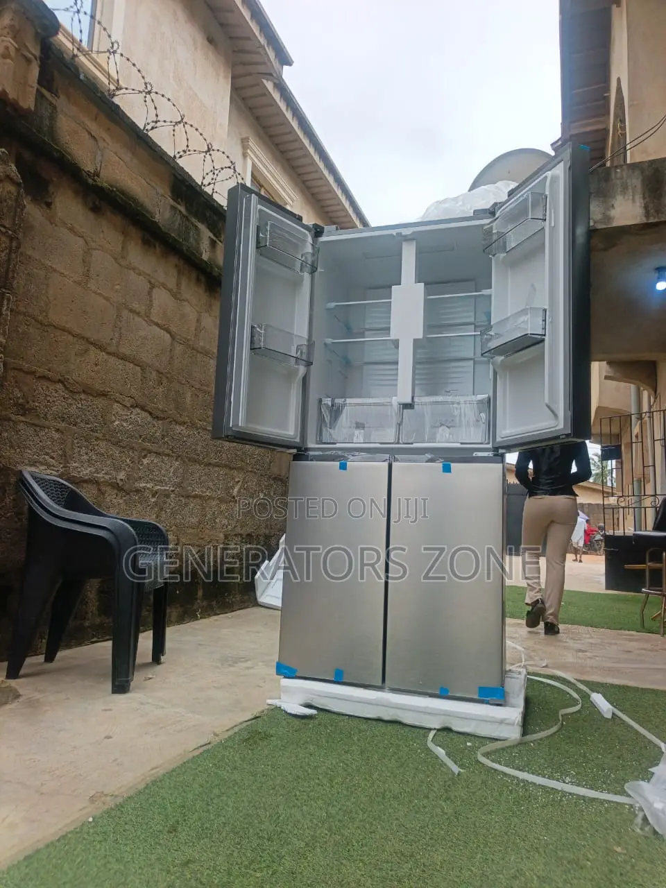 Hisense 427L Inverter Refrigerator With Four Star Freezer Design