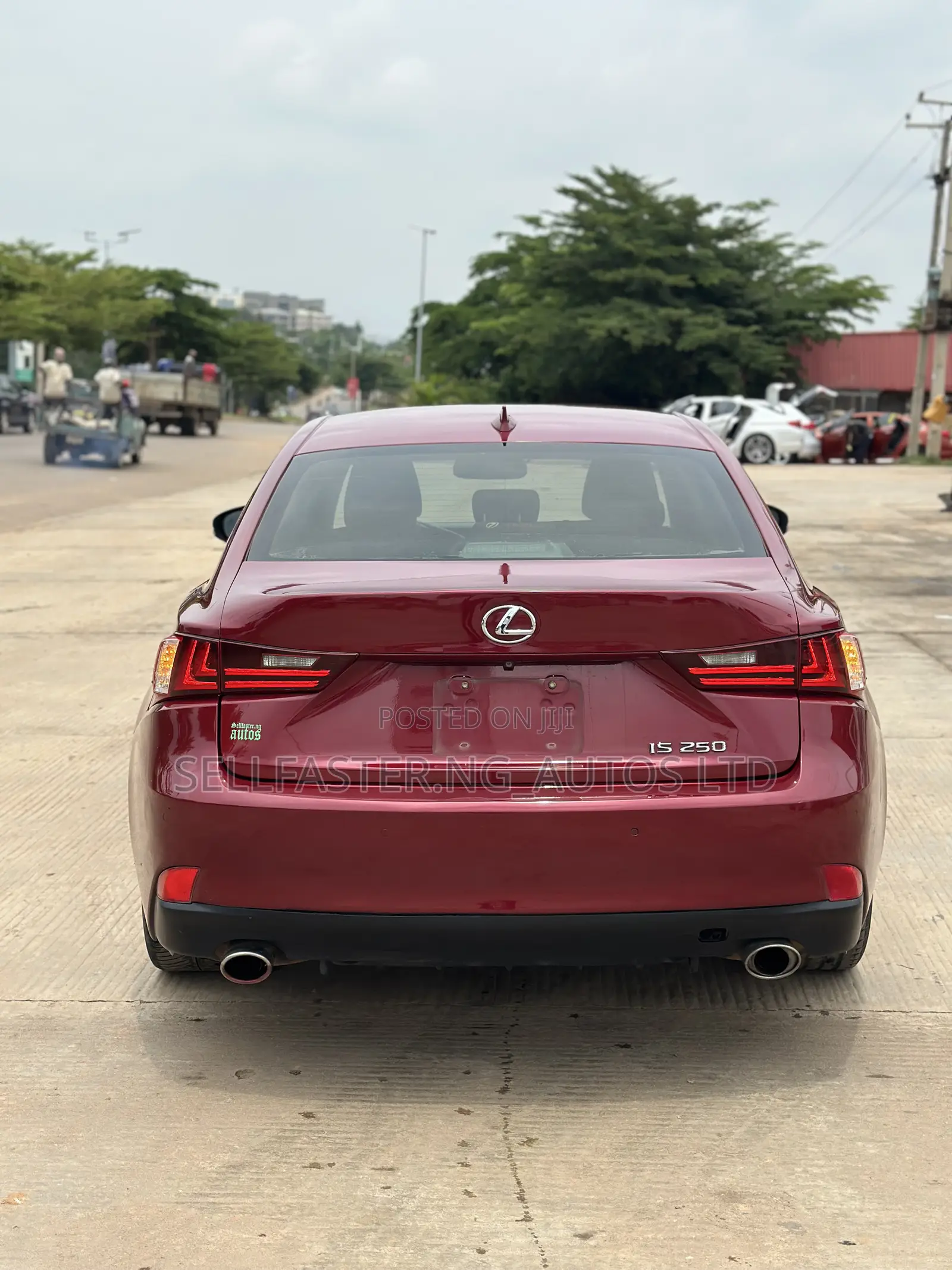 Lexus IS 2014 Red