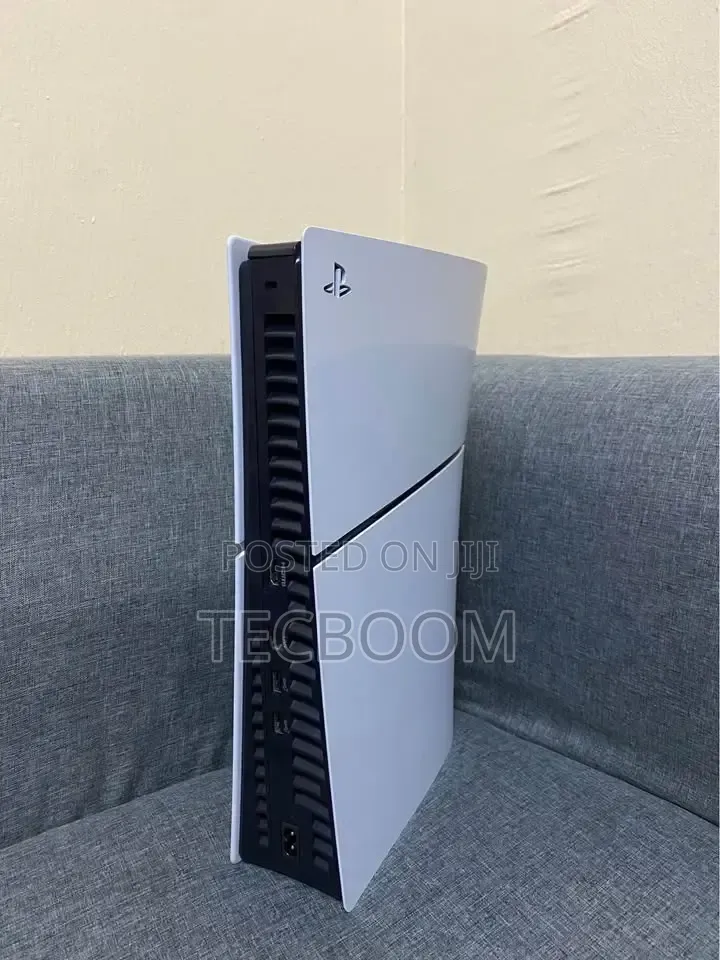 Sony Playstation 5 Slim (Ps5) Europe Version With Pad and Games