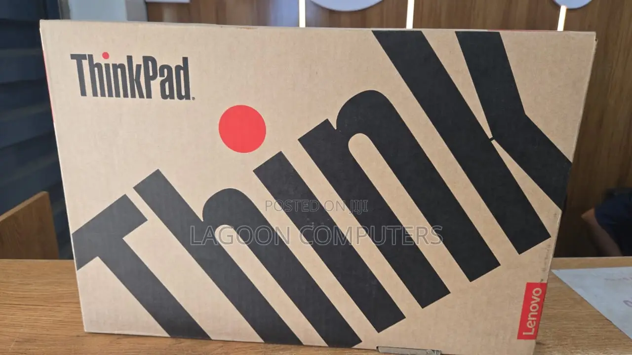 New Laptop Lenovo ThinkPad T14s G4 16GB Intel Core Ultra 5 SSD 512GB