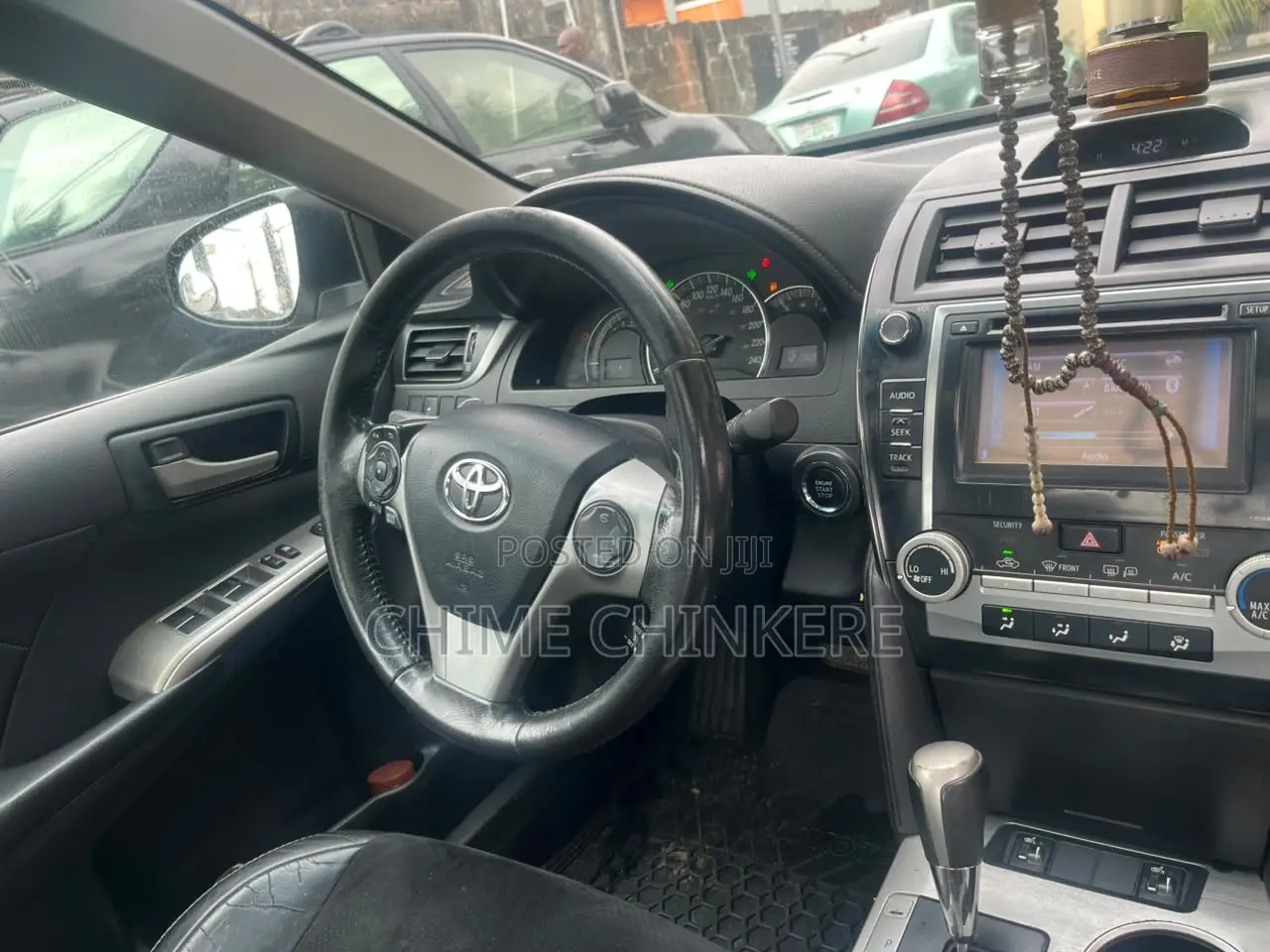 Toyota Camry SE 4dr Sedan (2.5L 4cyl 6A) 2013 Silver