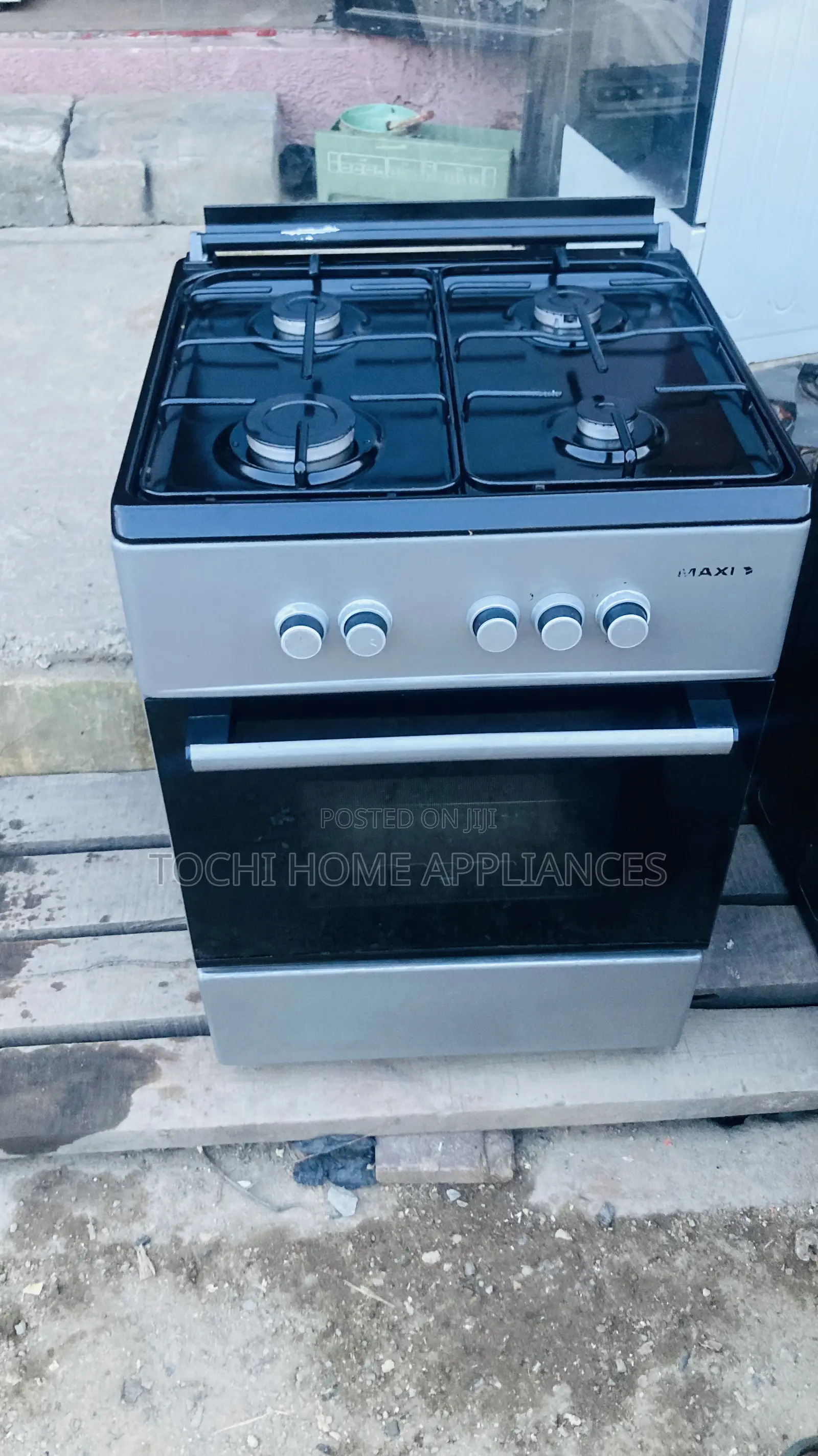 Clean Used 4 Burners Gas Cooker