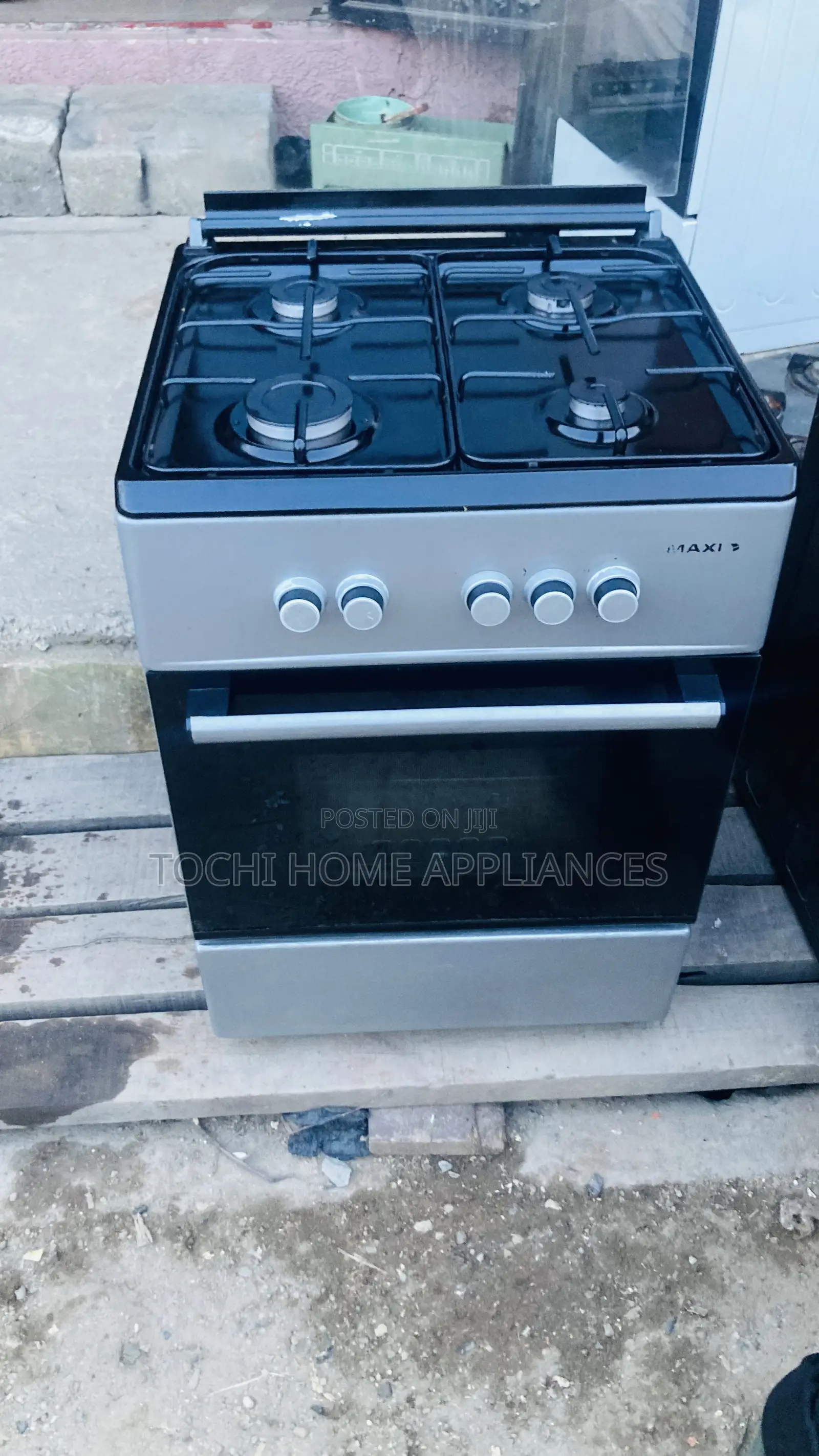 Clean Used 4 Burners Gas Cooker