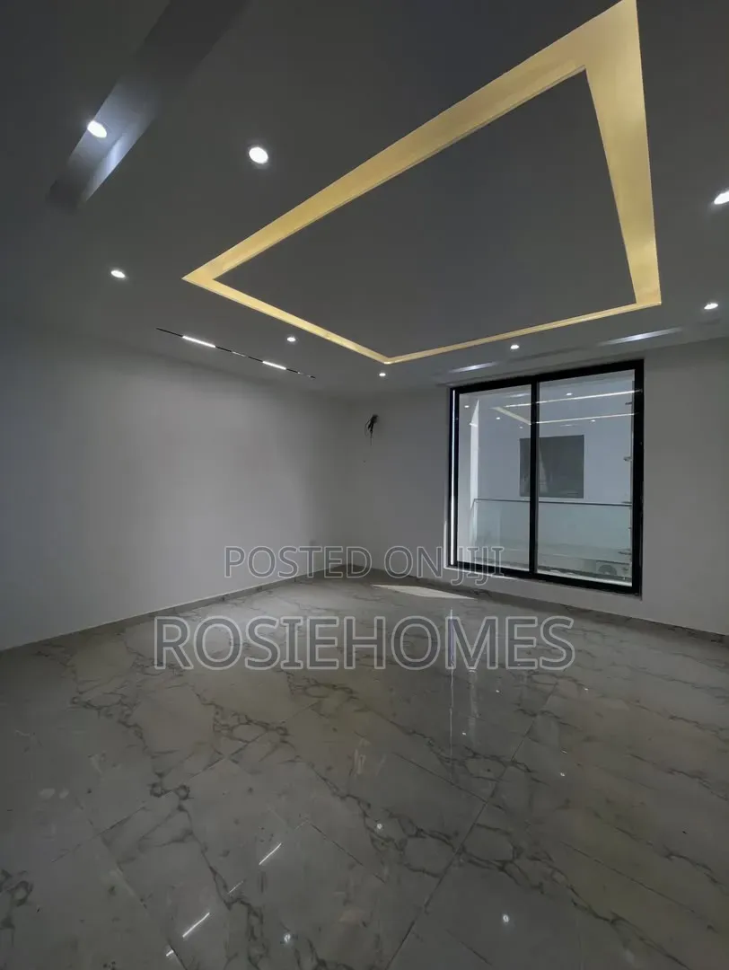 6bdrm Duplex in Chaplain Court, Abraham Adesanya Estate for rent