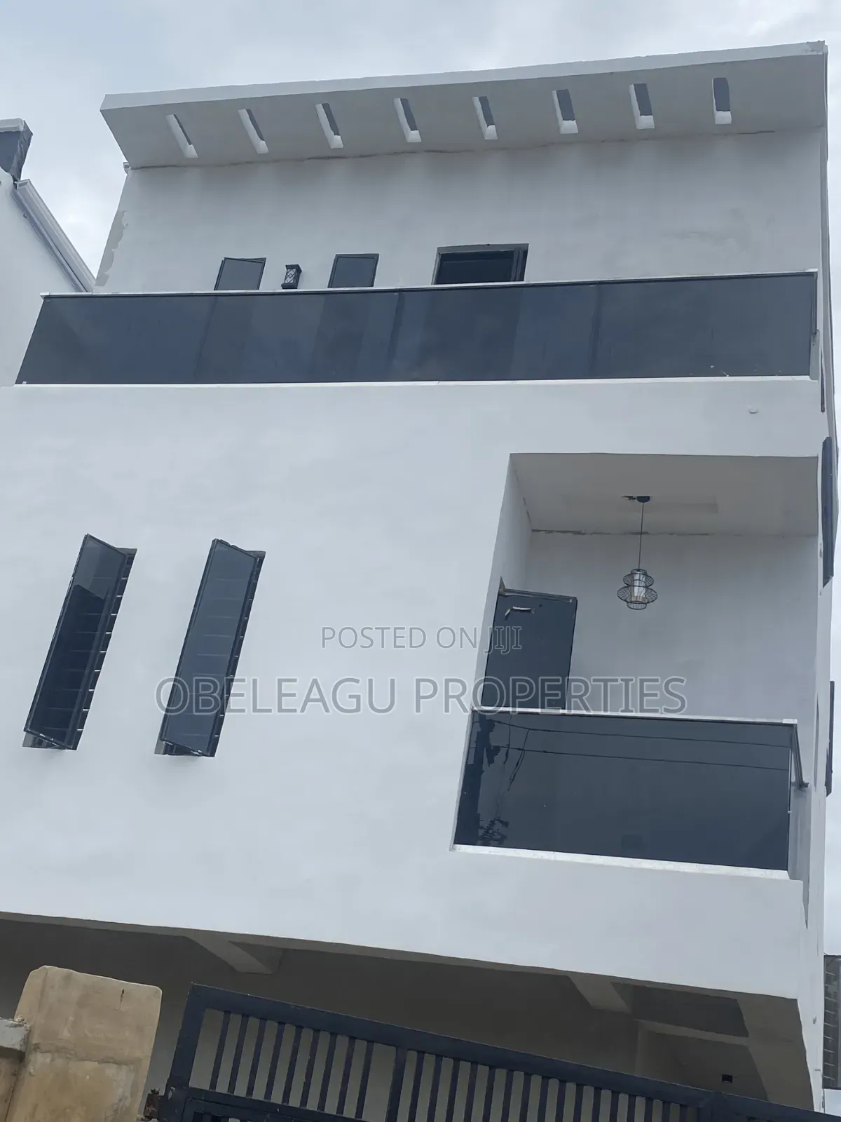 5bdrm Duplex in Lakeview, Apple Junction for sale