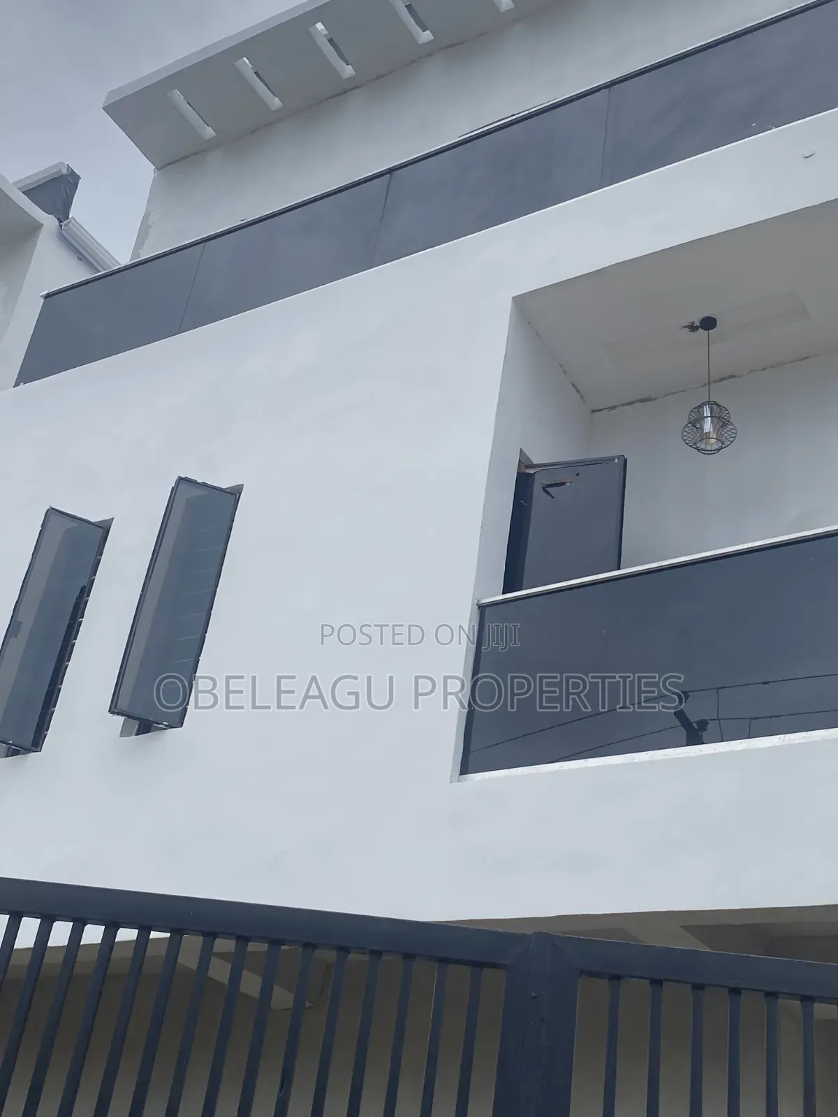 5bdrm Duplex in Lakeview, Apple Junction for sale