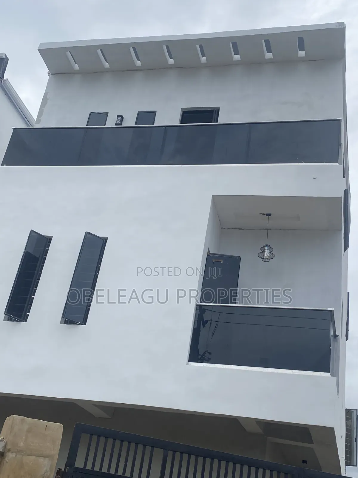 5bdrm Duplex in Lakeview, Apple Junction for sale