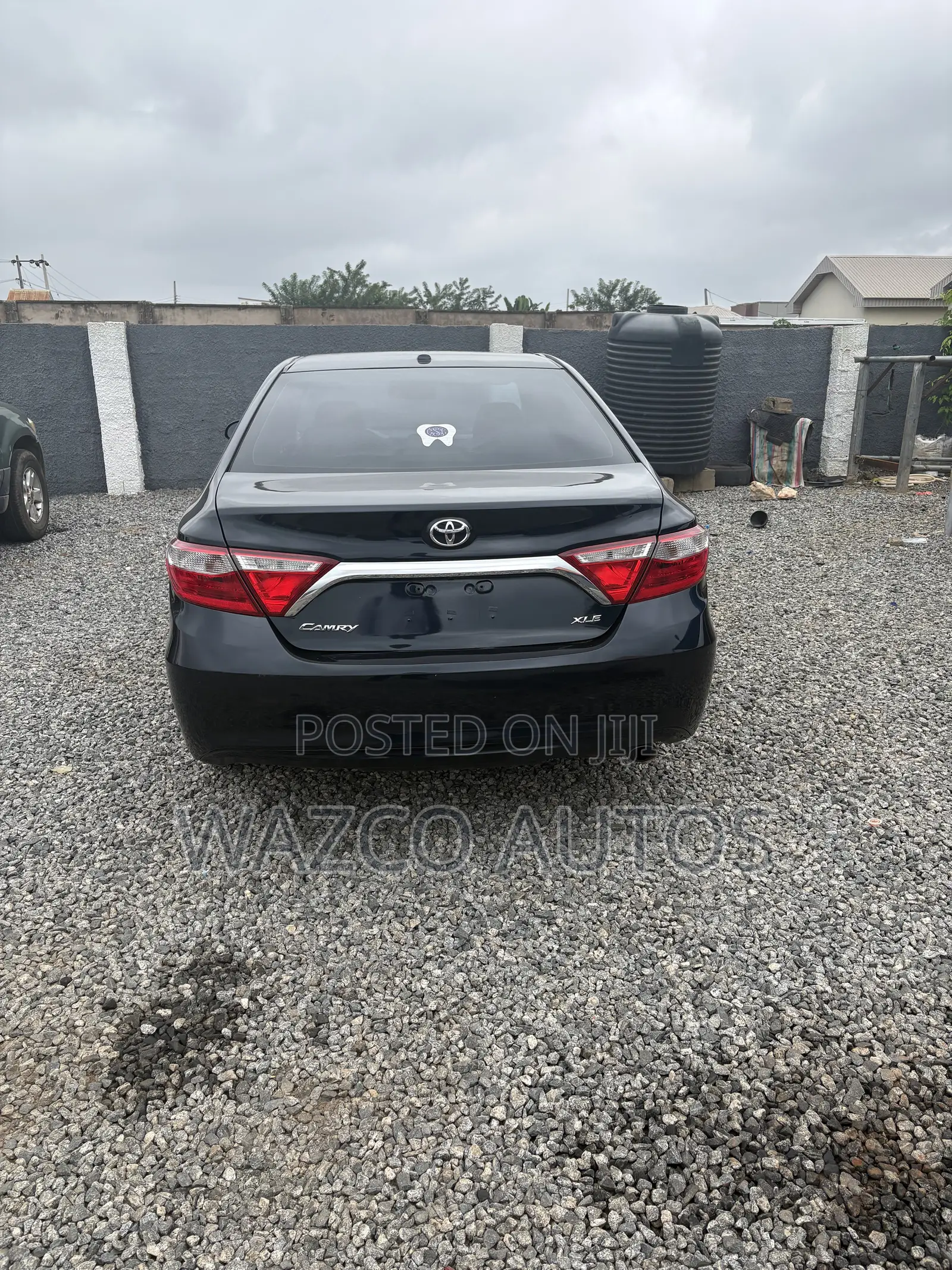 Toyota Camry XLE 4dr Sedan (2.5L 4cyl 6A) 2016
