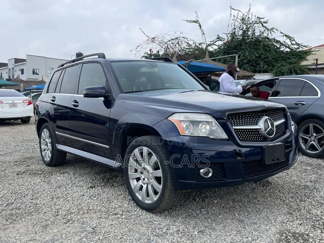 Mercedes-Benz GLK-Class 2010 Blue