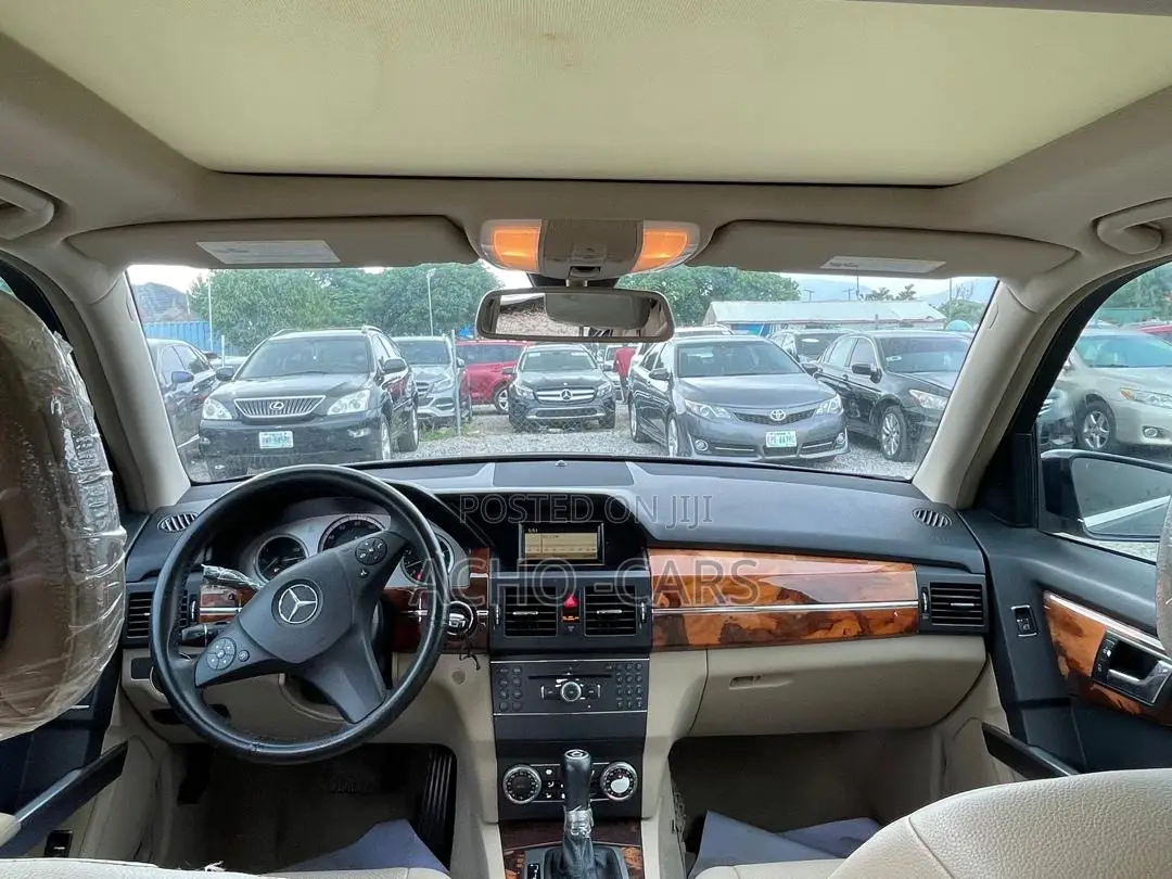 Mercedes-Benz GLK-Class 2010 Blue