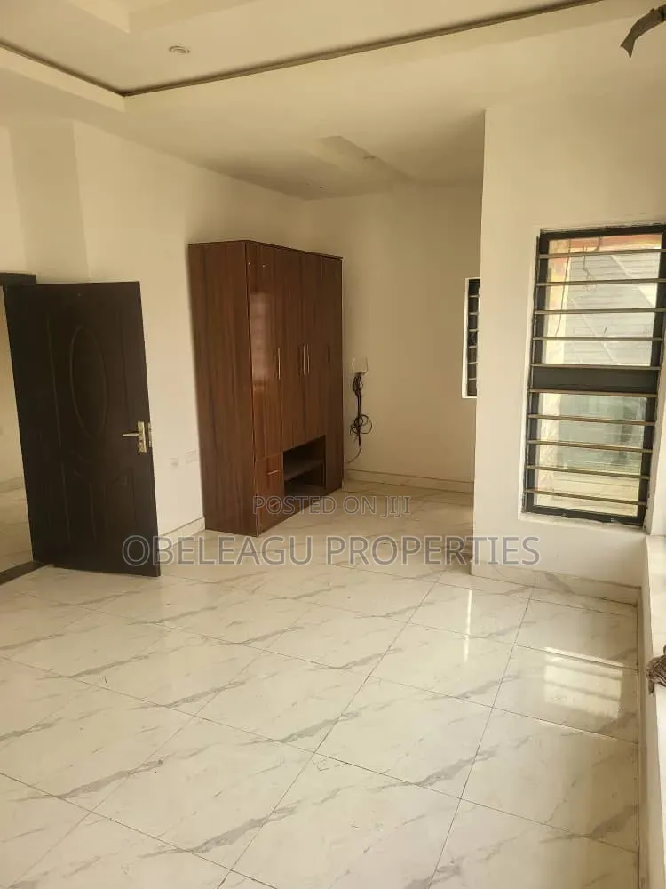 6bdrm Townhouse/Terrace in Victory, Ago Palace for sale