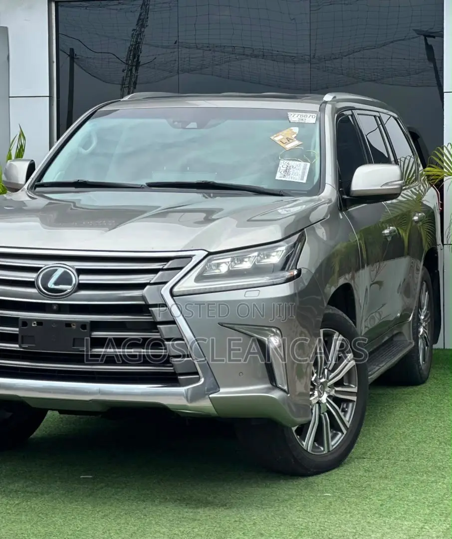 Lexus LX 570 (5 seats) AWD 2017 Silver