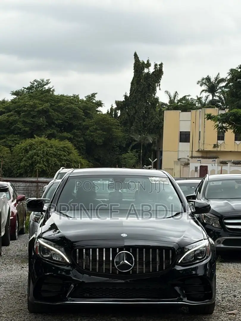 Mercedes-Benz C400 4Matic AWD Sedan (3.0L V6 7A) 2015 Black