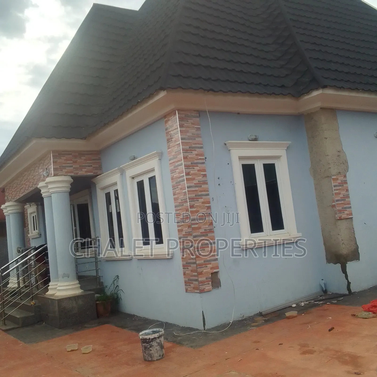3bdrm Bungalow in Angwa Kolo, Zuba for sale
