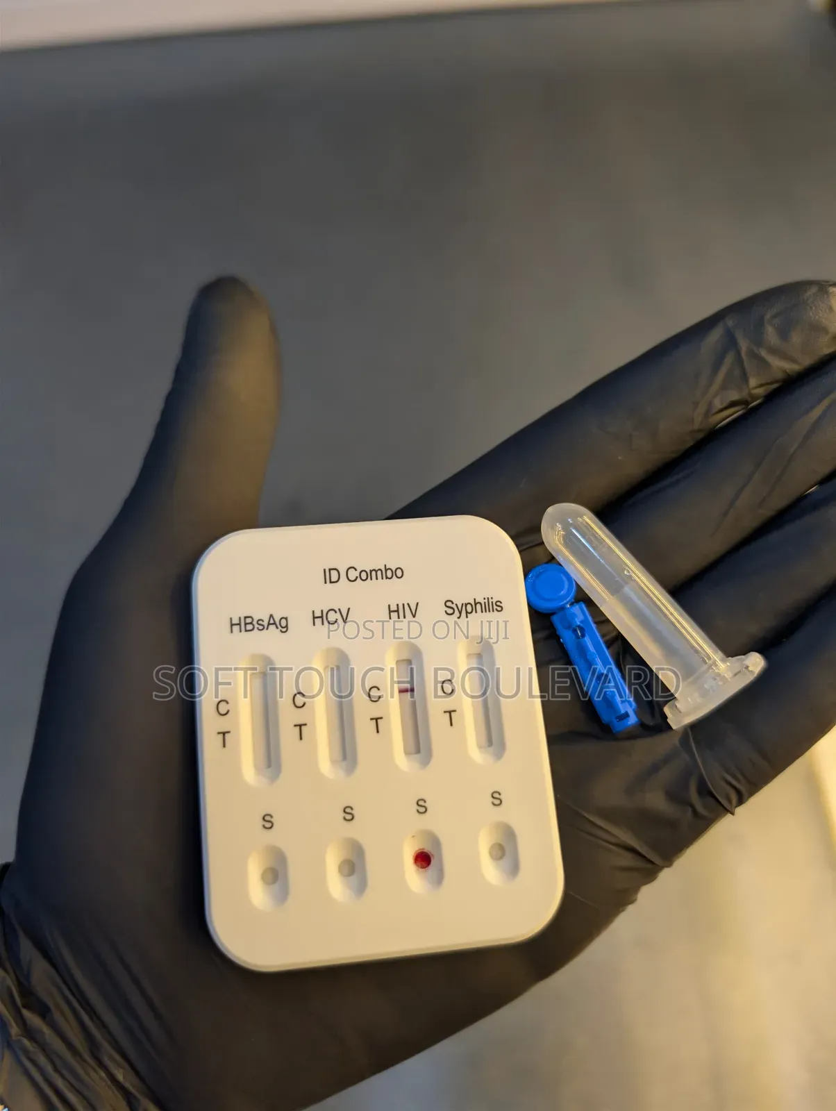 4-in-1 HIV Test Kit – Rapid and Private HIV Screening