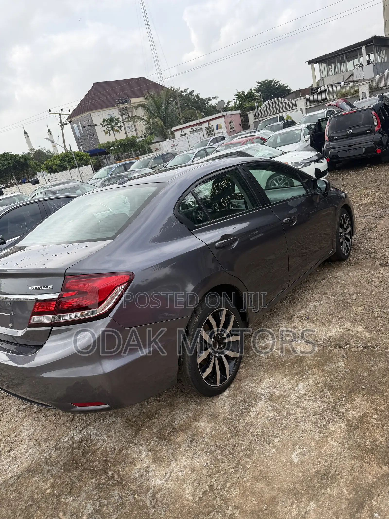 Honda Civic EX-L w/Navigation 4dr Sedan (1.8L 4cyl CVT) 2015 Gray