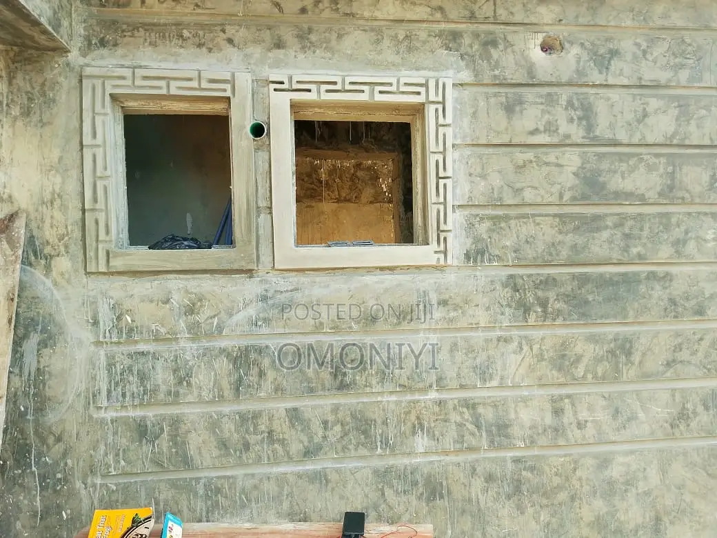 Professional Bricklayer | Block Laying, Fence, Plastering | Lagos