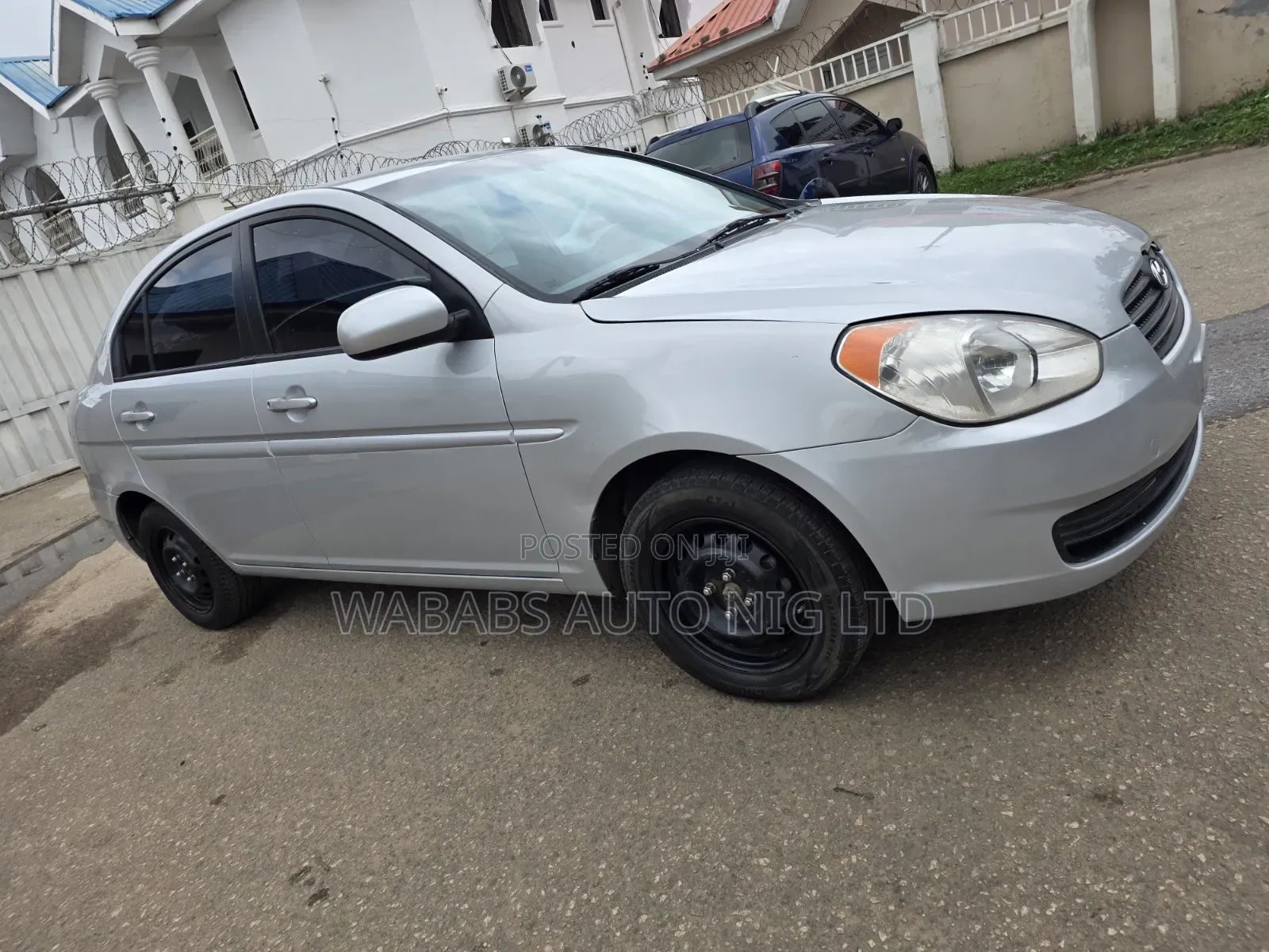 Hyundai Accent 2012 Silver