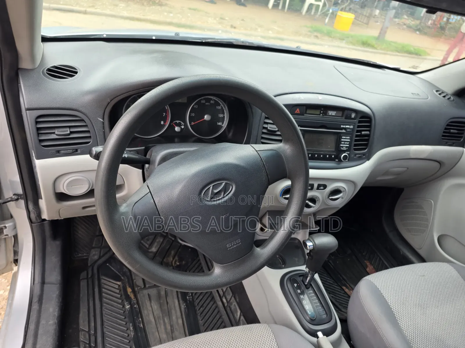 Hyundai Accent 2012 Silver