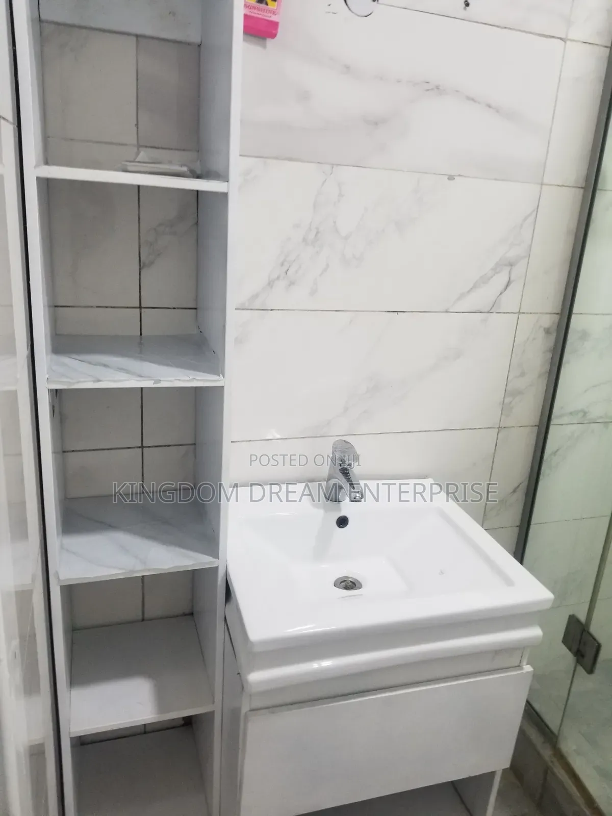 Studio Apartment in Victoria Island, Adeola Odeku for rent