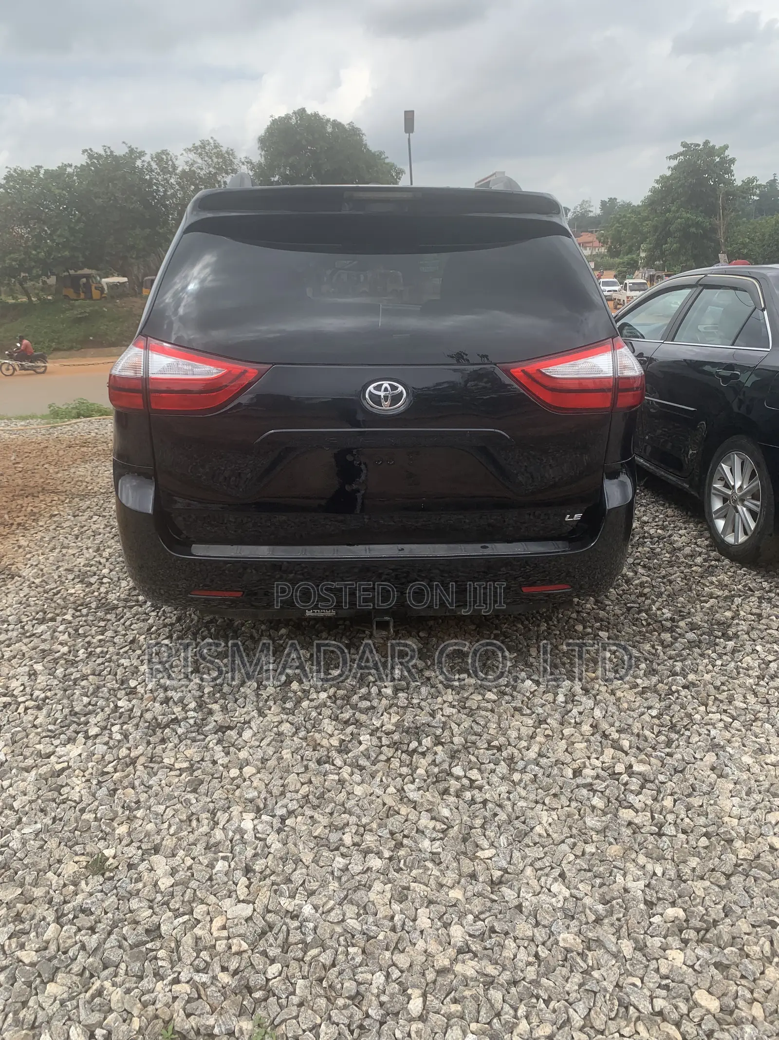 Toyota Sienna 2015 Black