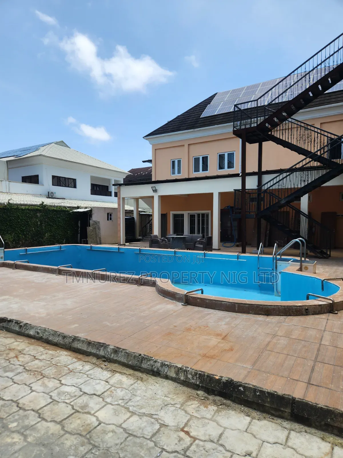 Mini Flat in Lekki Phase 1 for rent