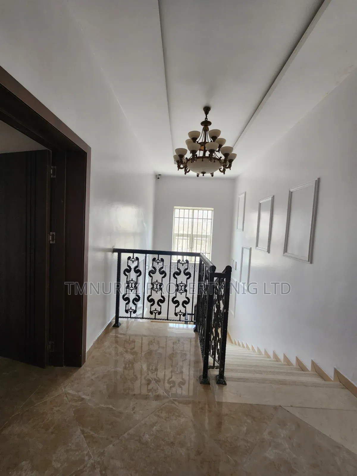 Mini Flat in Lekki Phase 1 for rent