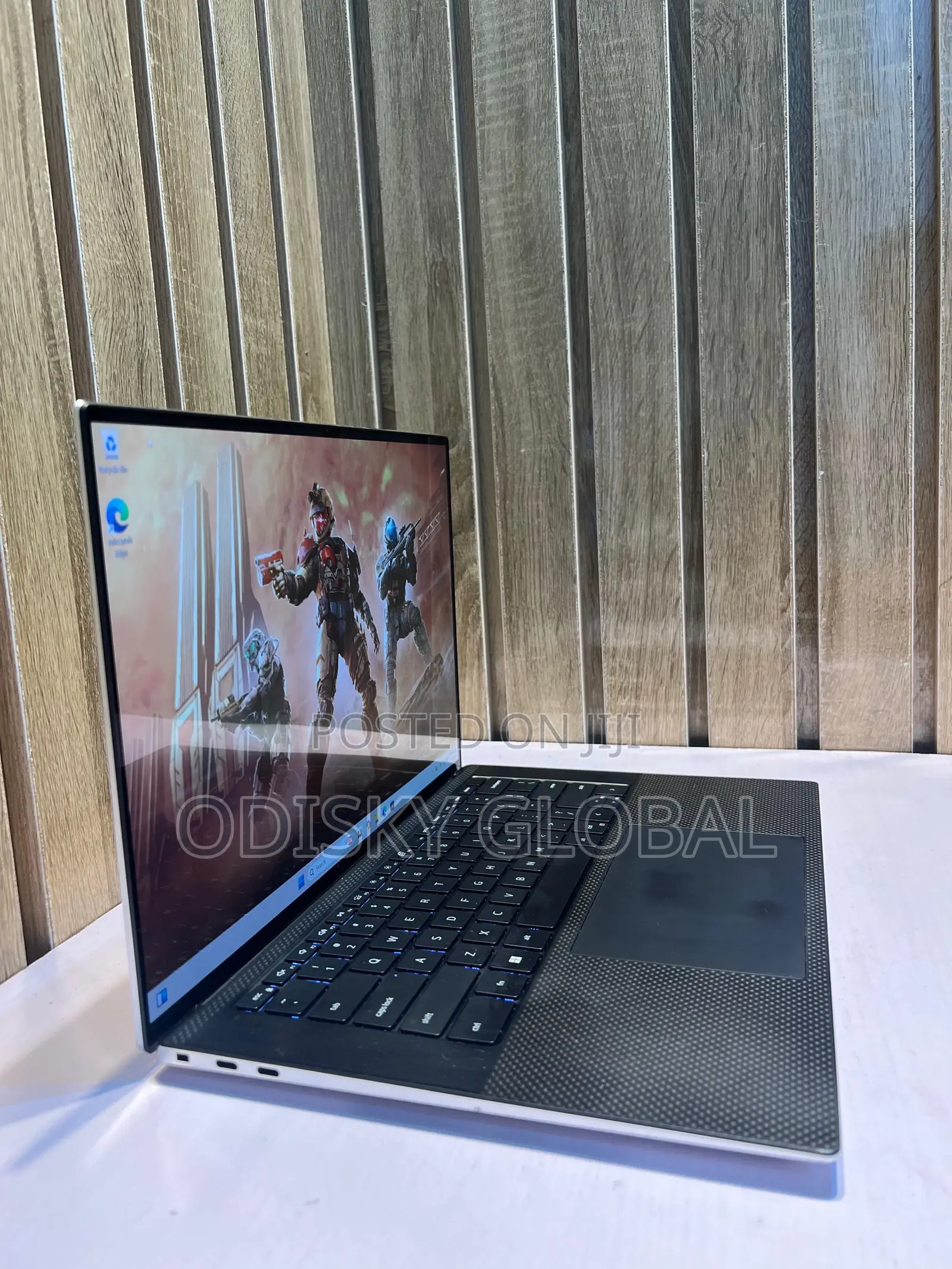 Laptop Dell XPS 15 9510 16GB Intel Core i9 SSD 1T