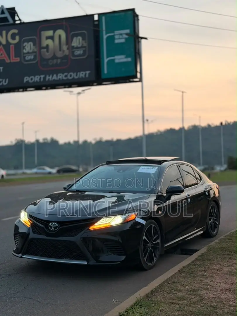 Toyota Camry 2020 Black
