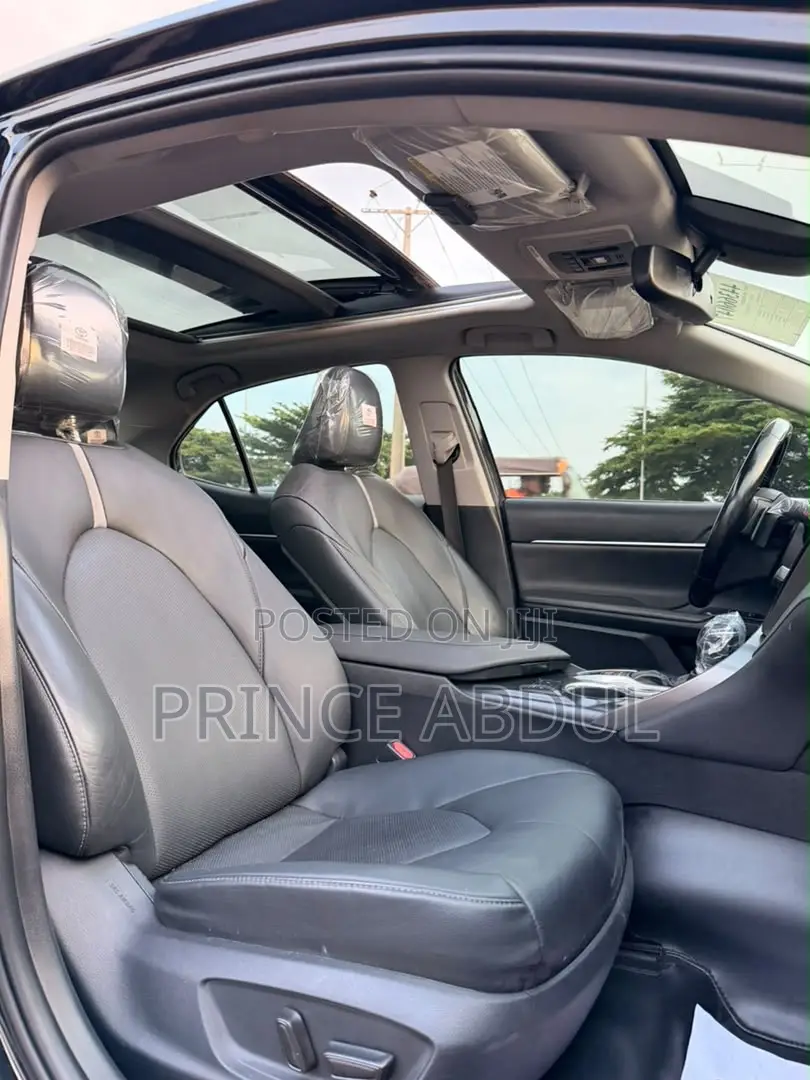 Toyota Camry 2020 Black