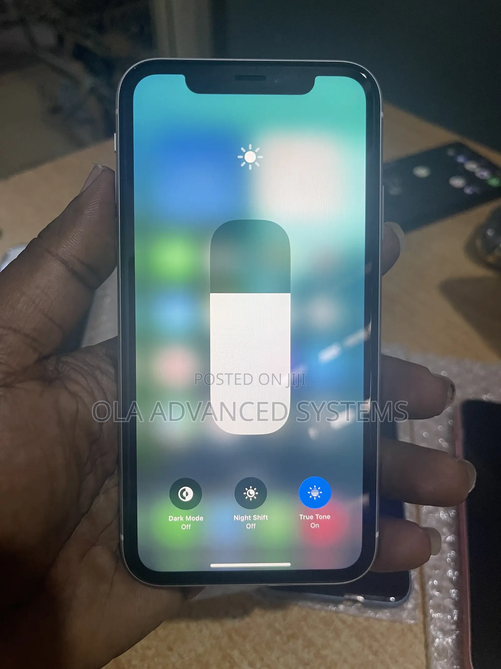 Apple iPhone XR 128 GB White