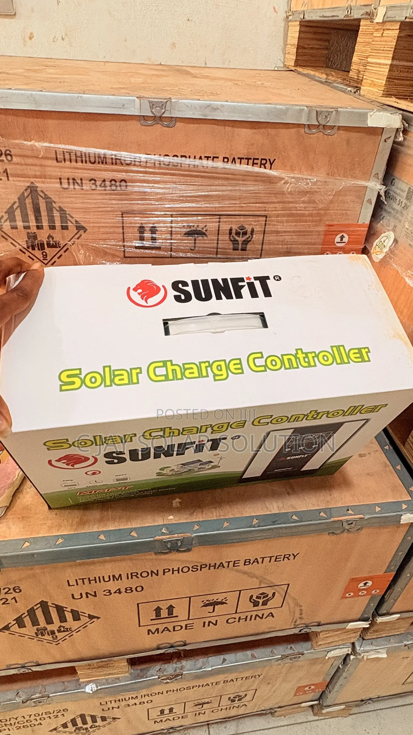 Brand New Sunfit Charge Controller MPPT 80ams