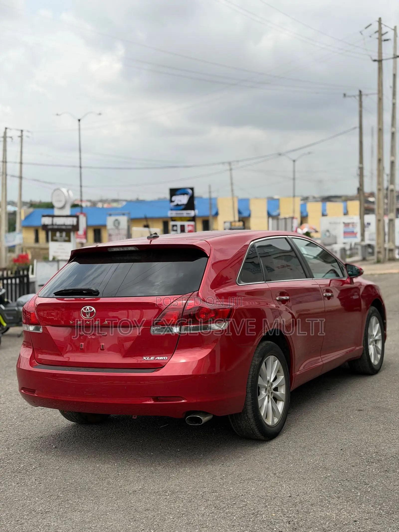 Toyota Venza XLE 2015 Red