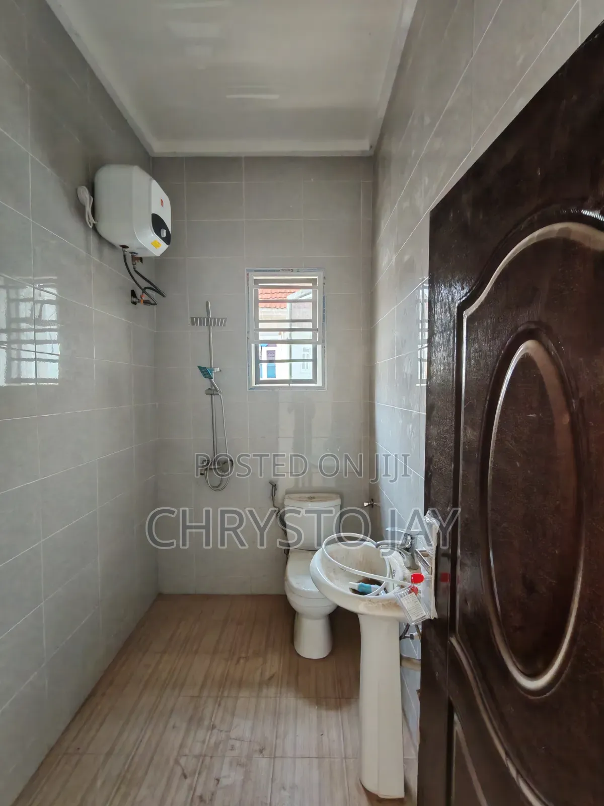 3bdrm Block of Flats in Wuye for rent