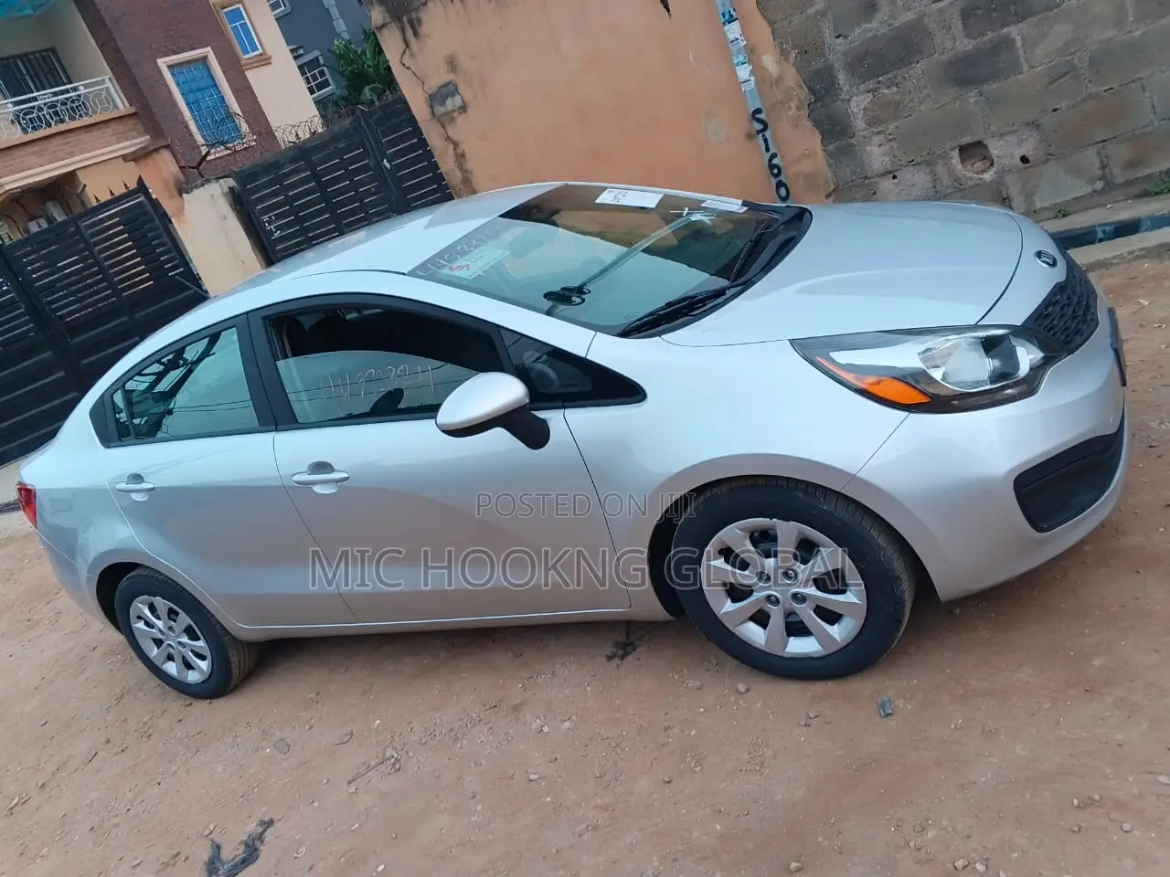 Kia Rio LX 4dr Sedan (1.6L 4cyl 6M) 2014 Silver