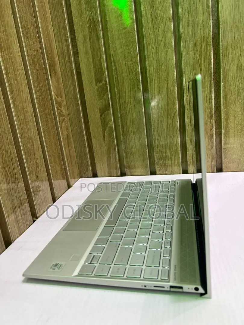 Laptop HP Envy 13 8GB Intel Core i7 SSD 512GB