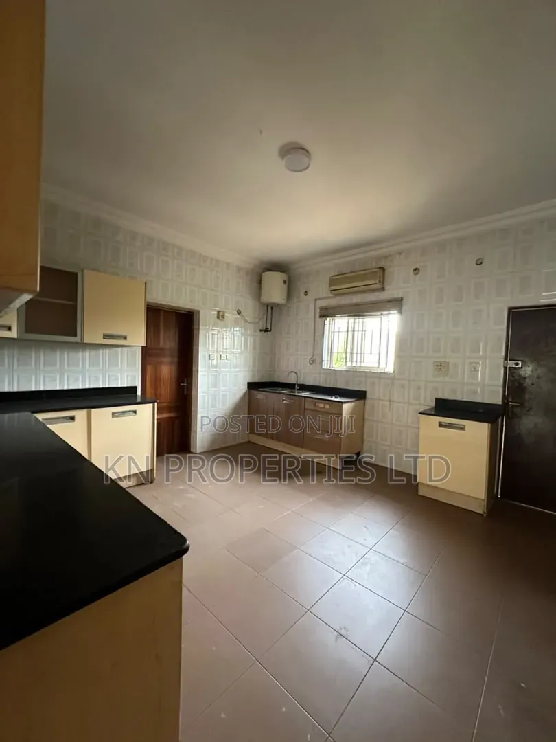 3bdrm Duplex in Maitama for rent
