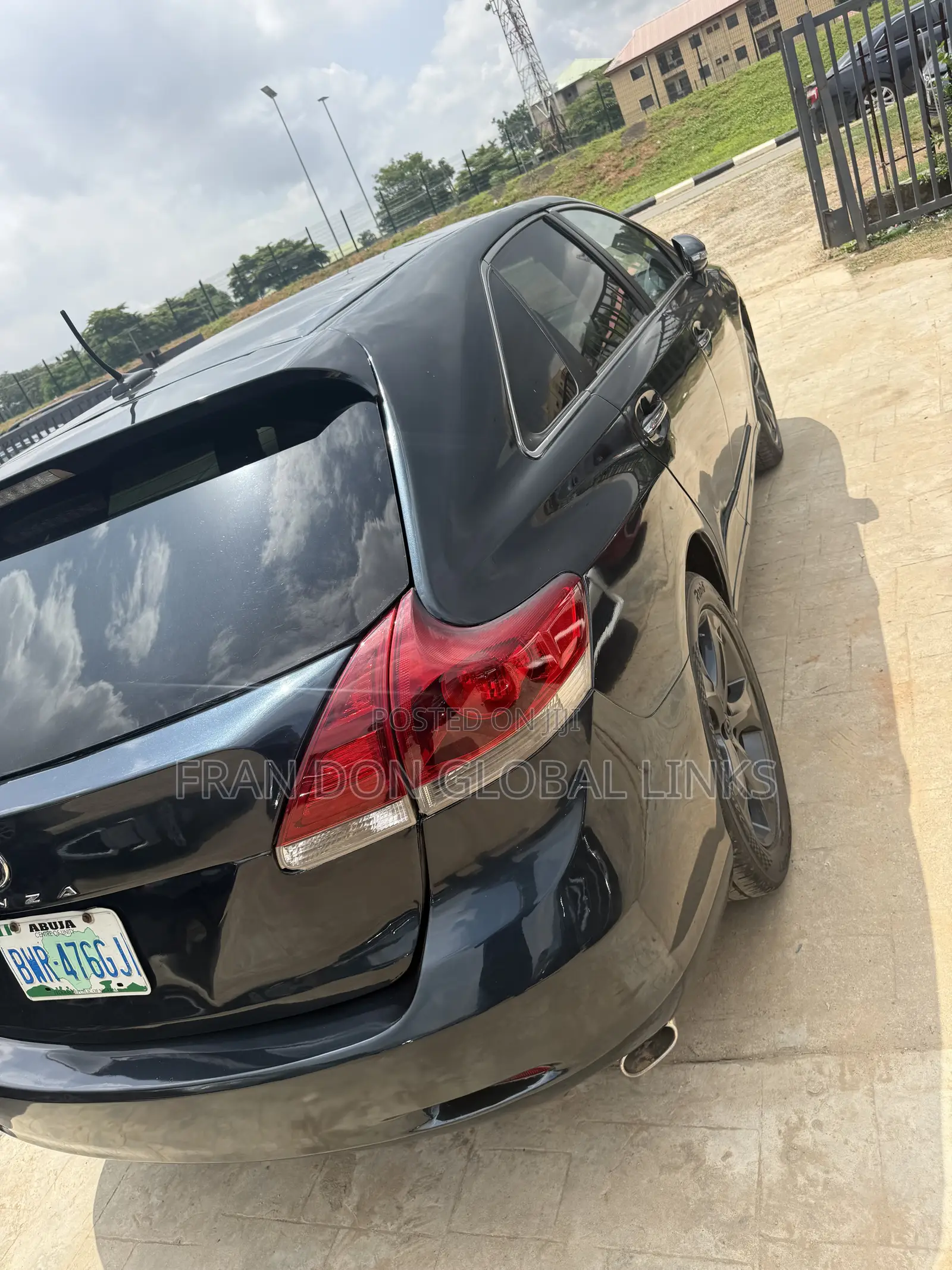 Toyota Venza XLE 4dr Wagon AWD (3.5L 6cyl 6A) 2014 Black