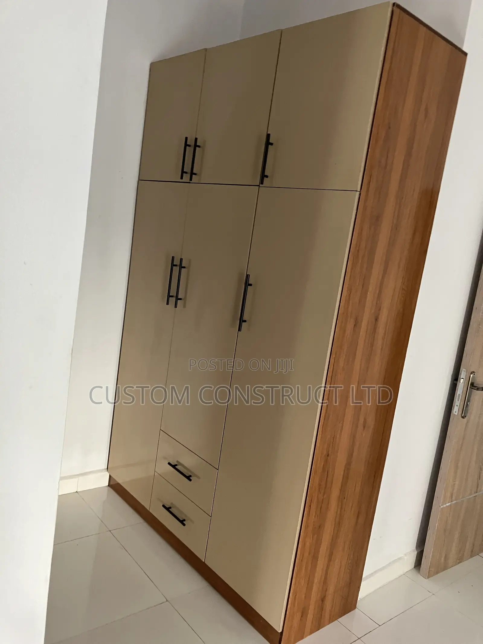 Modern Wardrobe Closet