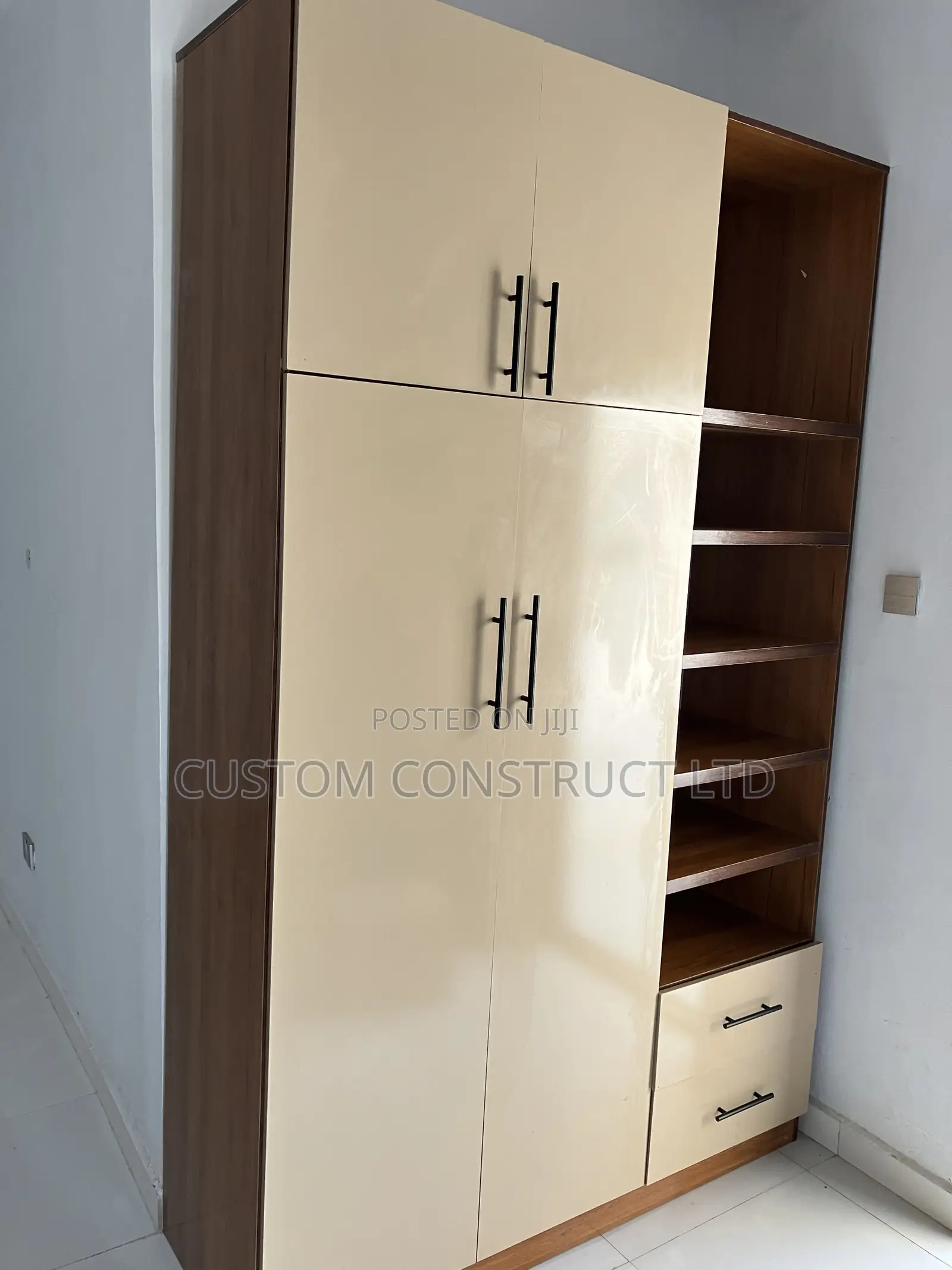 Modern Wardrobe Closet