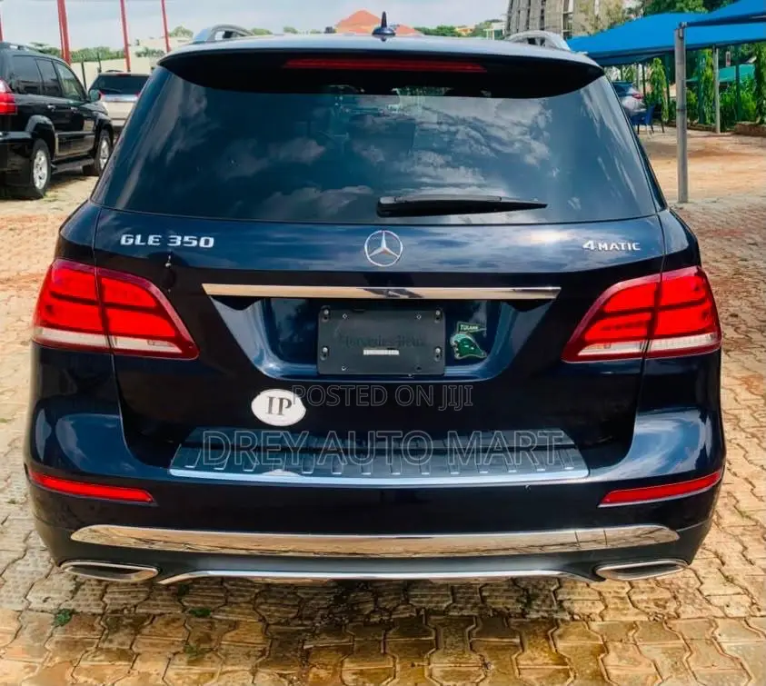 Mercedes-Benz GLE-Class GLE 350d 4MATIC 2016 Blue