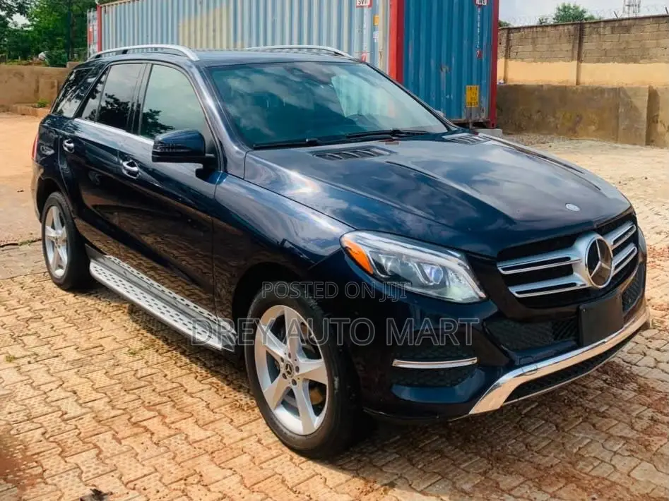 Mercedes-Benz GLE-Class GLE 350d 4MATIC 2016 Blue