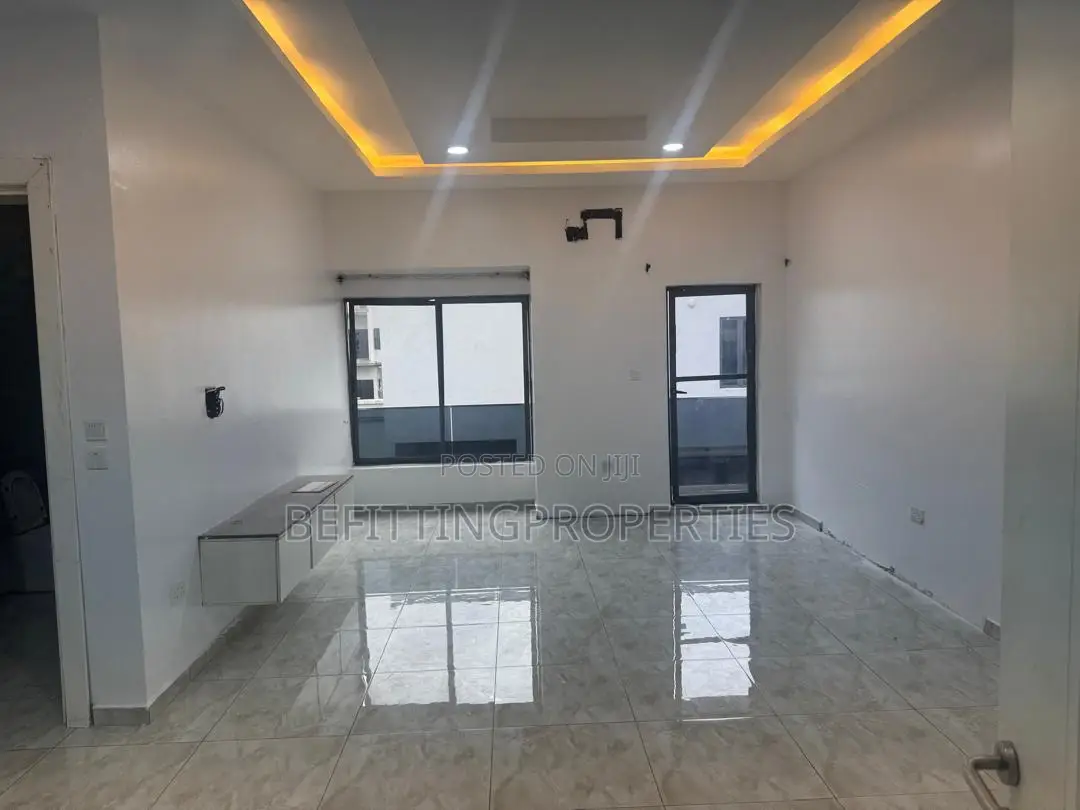 4bdrm Duplex in Victoria Island for sale