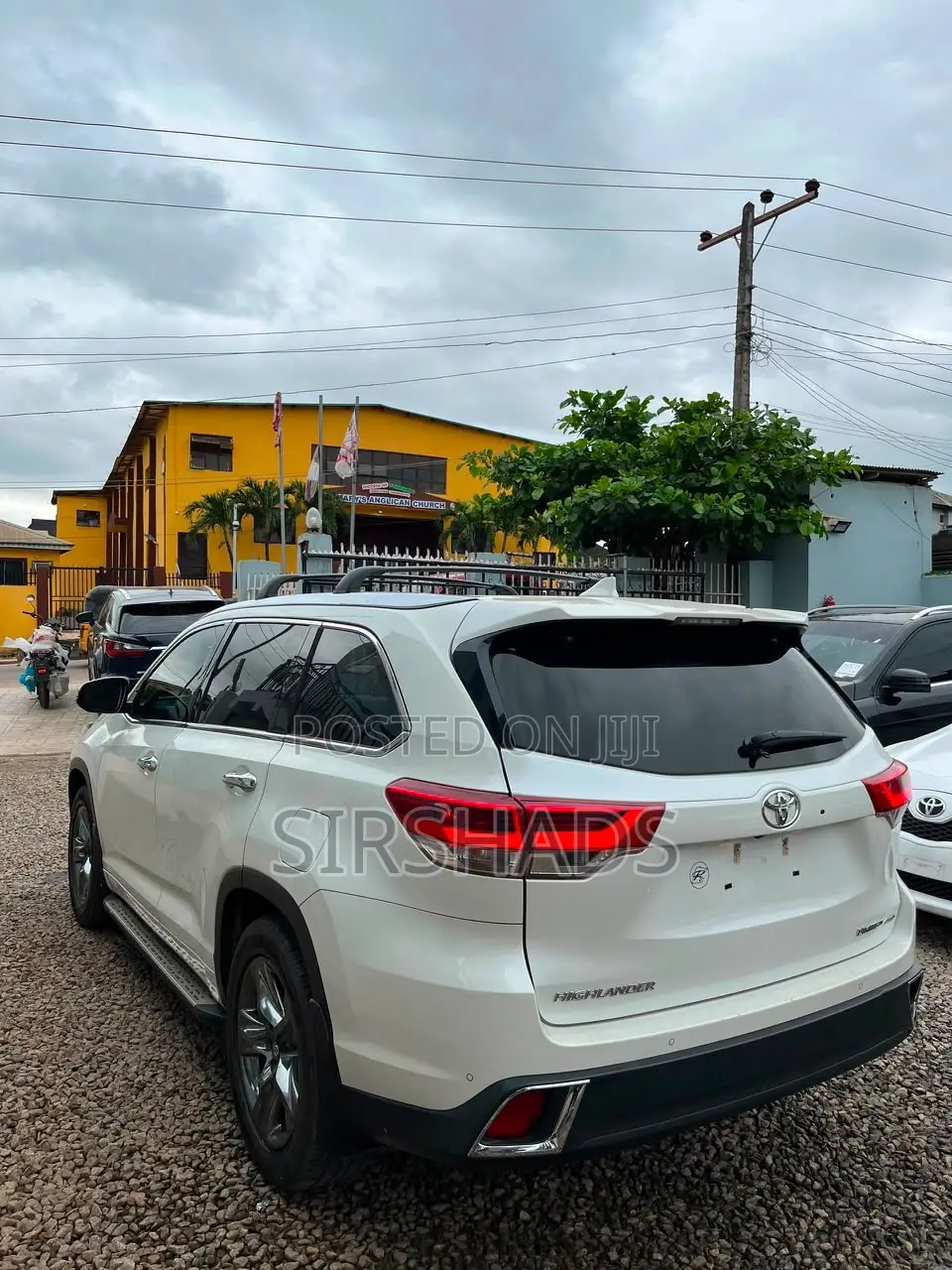 Toyota Highlander Limited 4x2 V6 (3.5L 6cyl 8A) 2017 White
