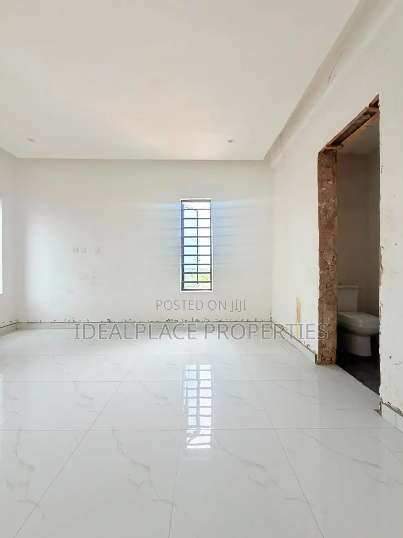 4bdrm Duplex in GRA Phase 1 for sale
