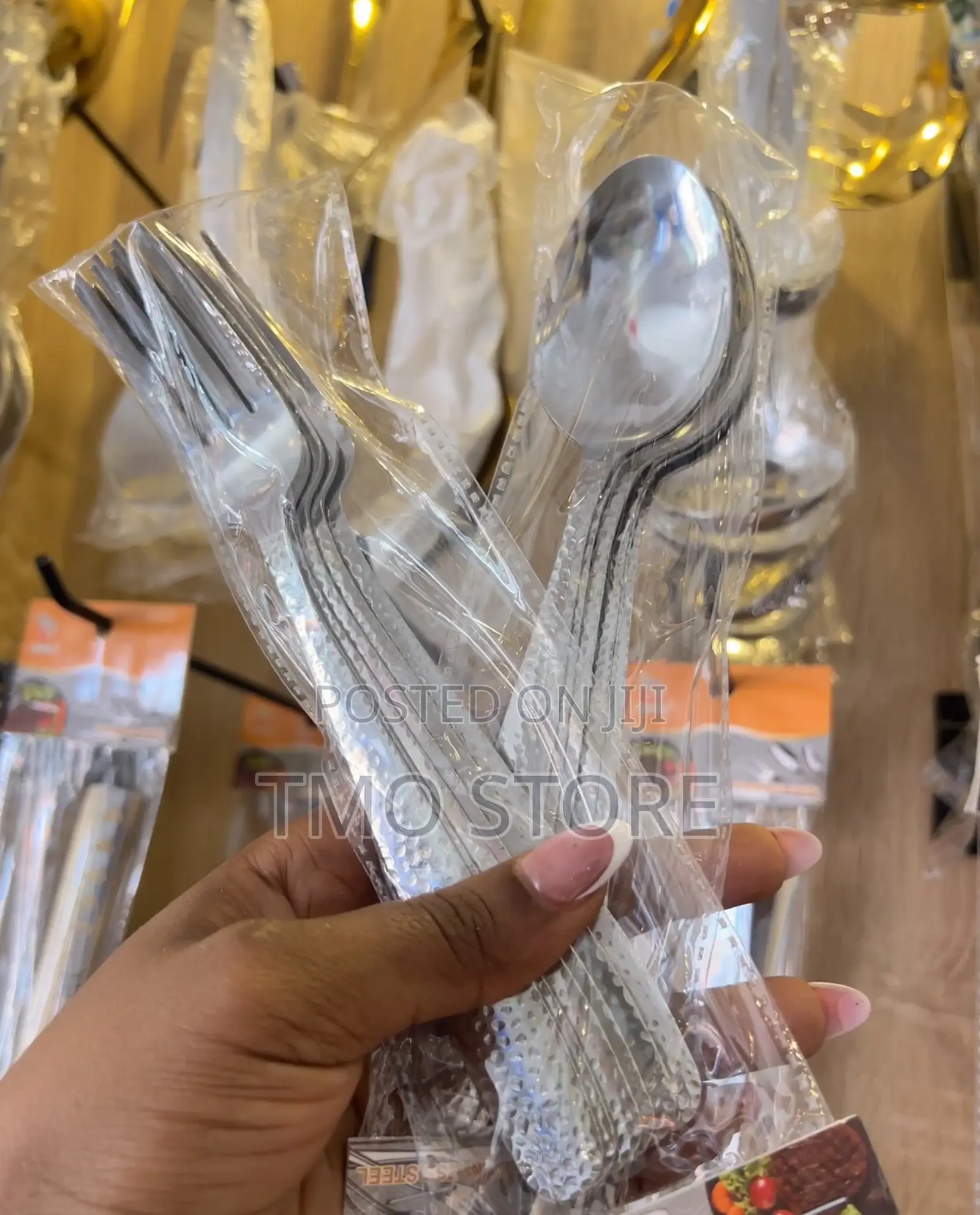 6pcs Spoons, Forks, Knives , Cutleries