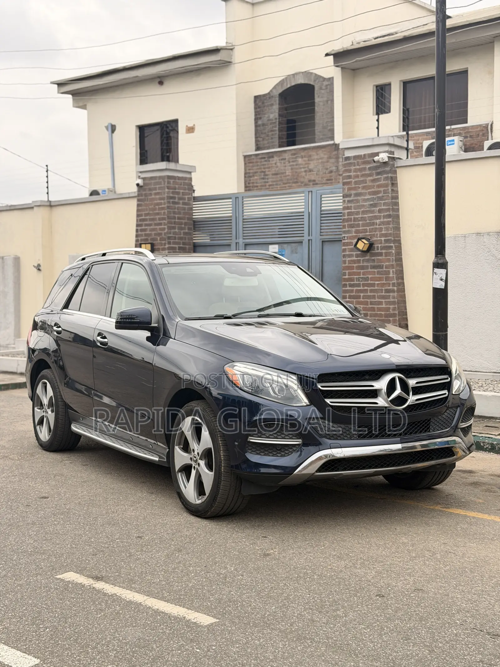 Mercedes-Benz GLE-Class GLE 350 2017 Blue