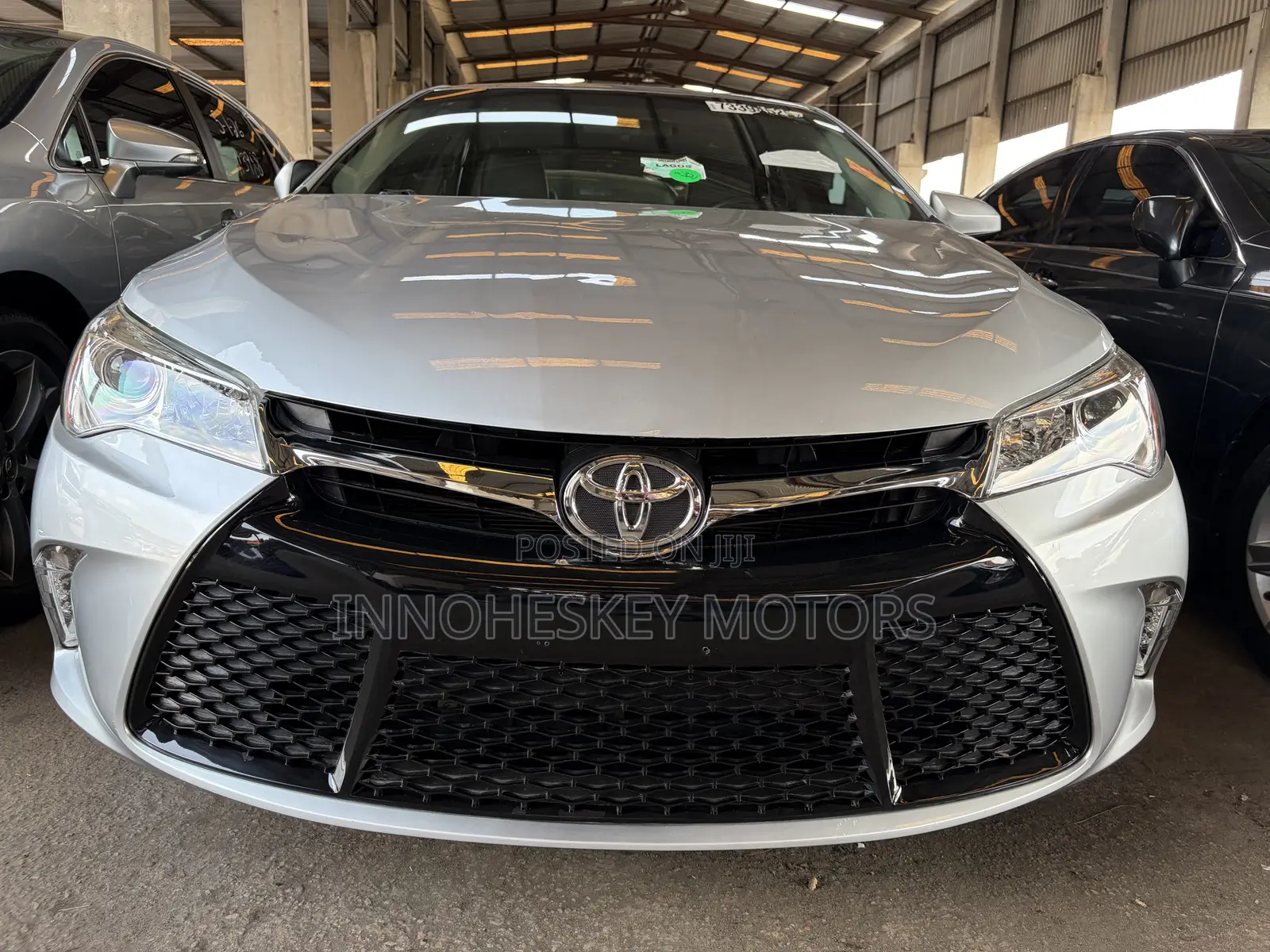 Toyota Camry XSE 4dr Sedan (2.5L 4cyl 6A) 2015 Silver