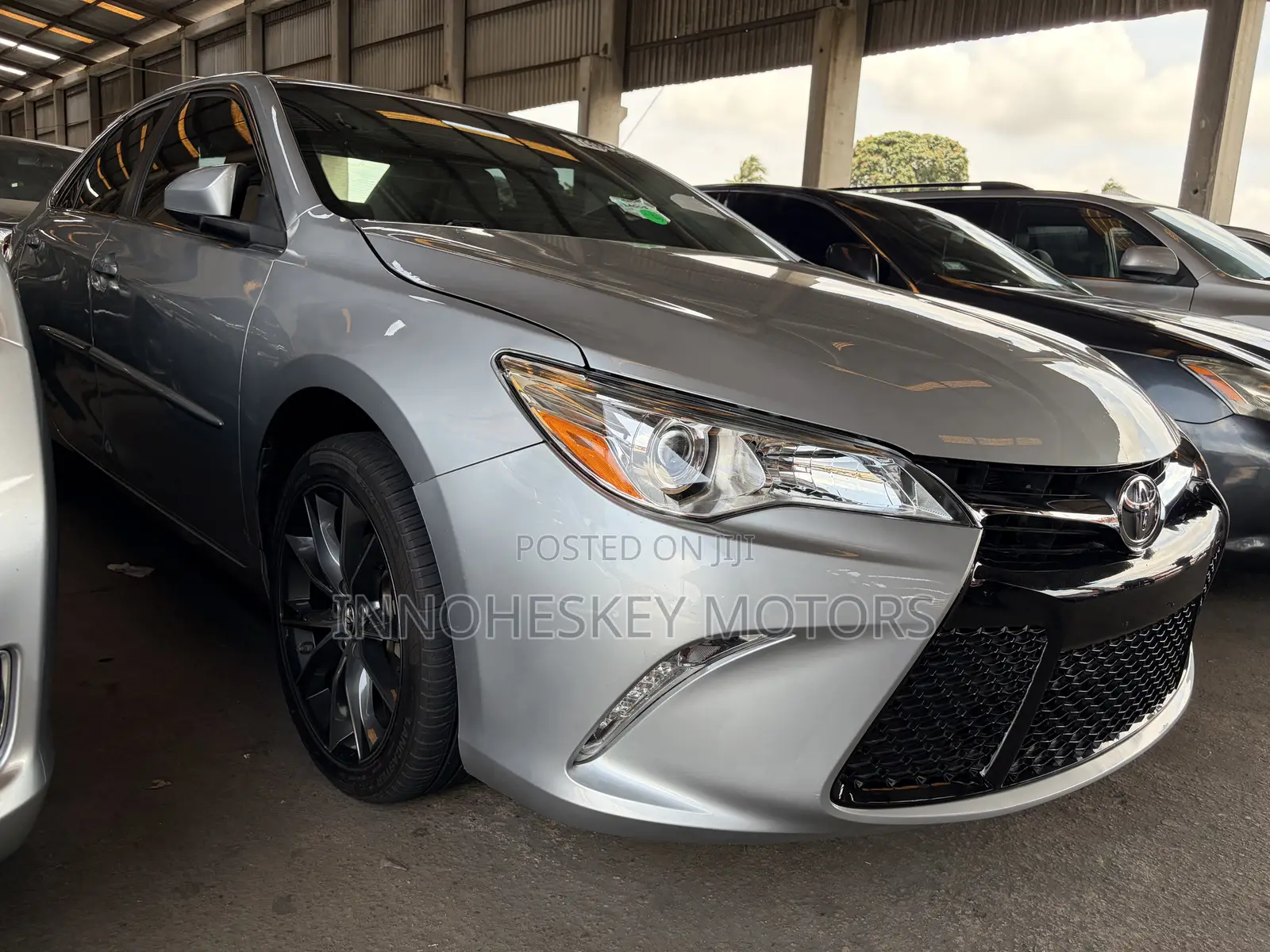 Toyota Camry XSE 4dr Sedan (2.5L 4cyl 6A) 2015 Silver