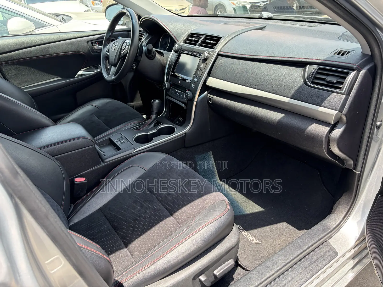 Toyota Camry XSE 4dr Sedan (3.5L 6cyl 6A) 2017 Silver